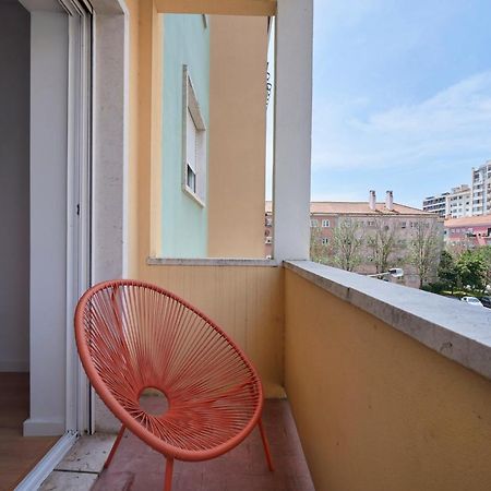 Sunset Balcony Apartment, By Timecooler Lisbon Bagian luar foto