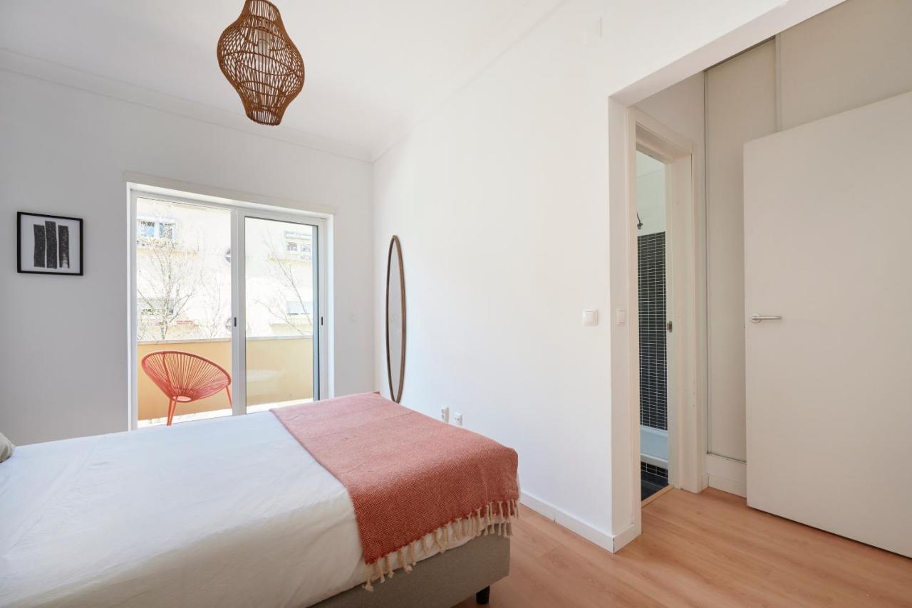 Sunset Balcony Apartment, By Timecooler Lisbon Bagian luar foto