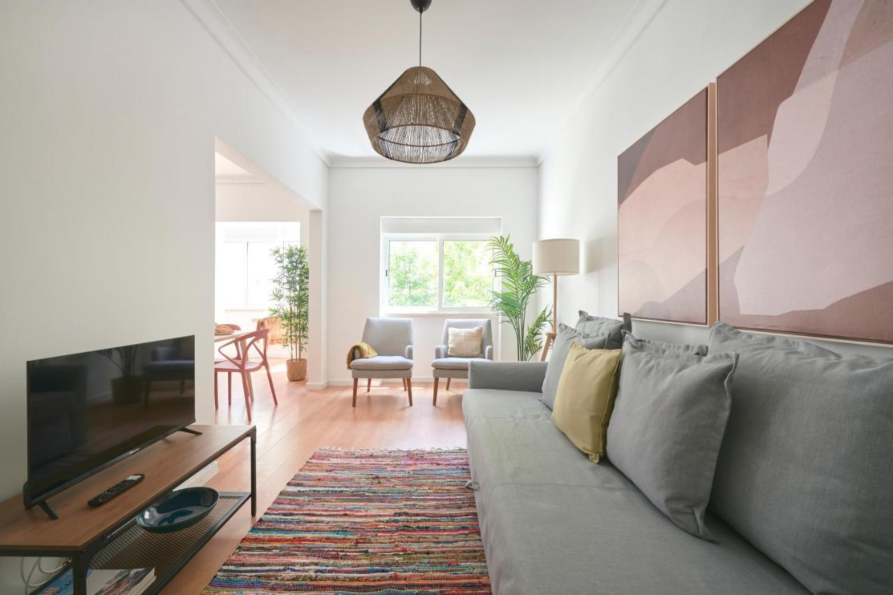 Sunset Balcony Apartment, By Timecooler Lisbon Bagian luar foto