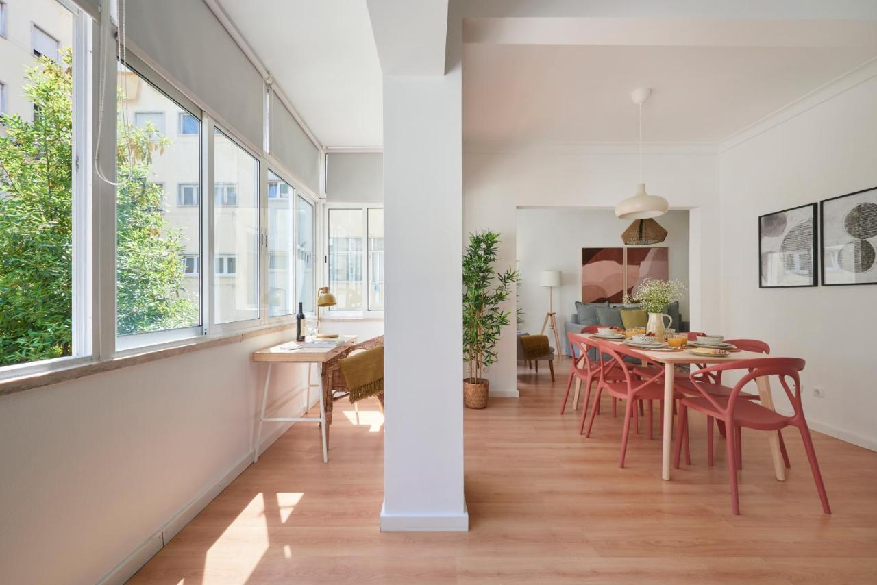 Sunset Balcony Apartment, By Timecooler Lisbon Bagian luar foto