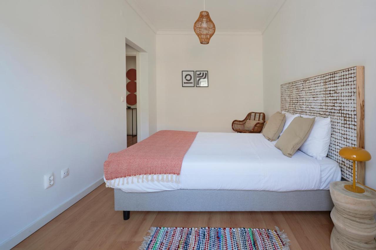 Sunset Balcony Apartment, By Timecooler Lisbon Bagian luar foto